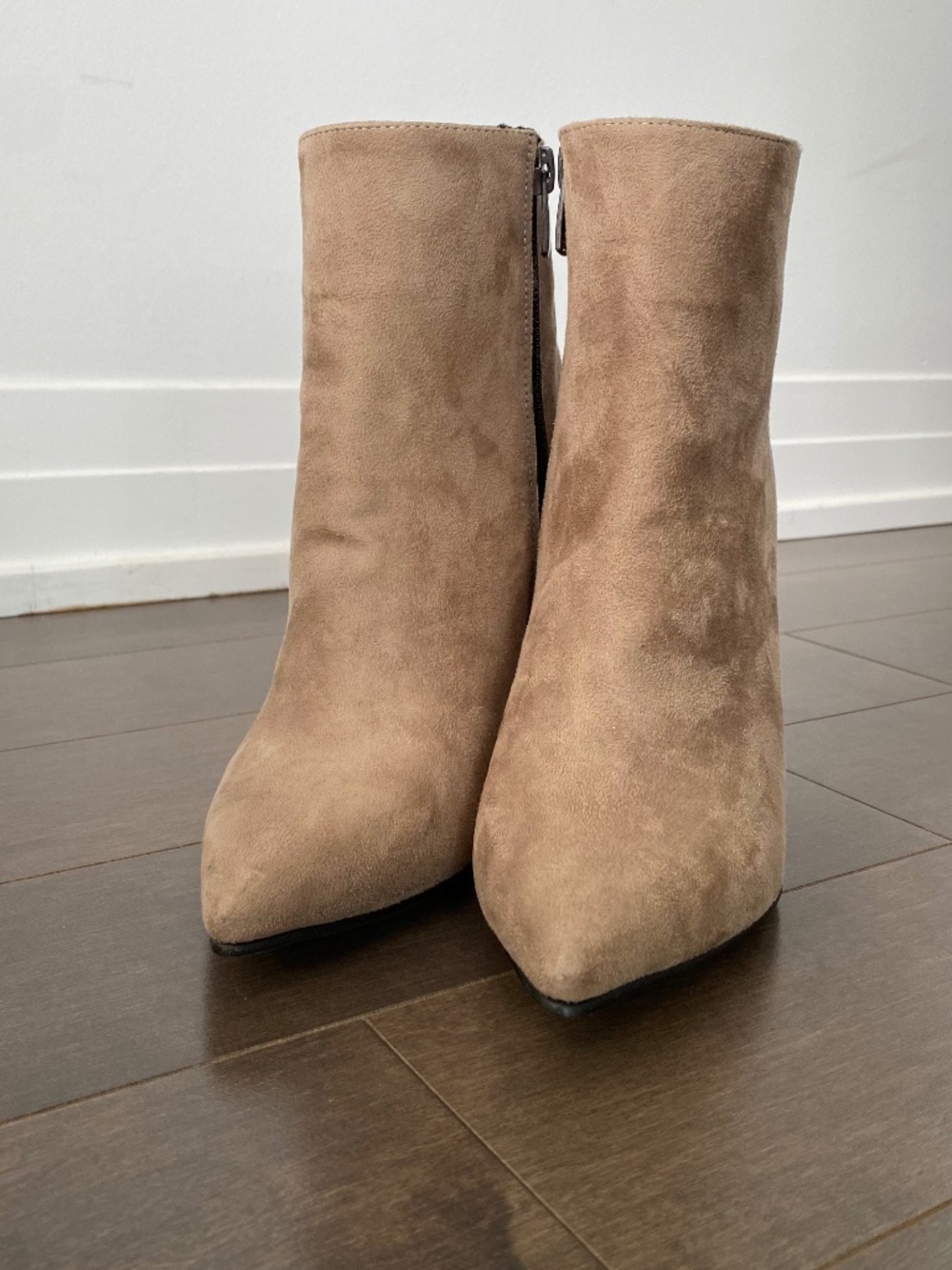 Taupe Suede Pointed Toe Stiletto Ankle Boots Size 36 – New